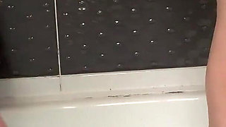 Sophia Smith's Slippery Bath Tease: Bikini off, Pussy Oiled up Close