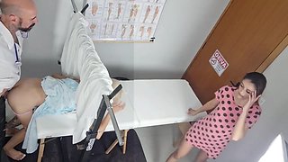 Stepmother Takes Stepdaughter To The Gynecologist! With Ruiva Gostosa