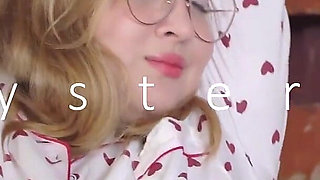 My18teens - Cute Plump Girl Fucks Her Pussy with a Fingers