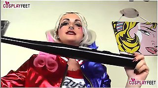 Harley Quinn In Black Pantyhose Gives Baseball Bat Footjob