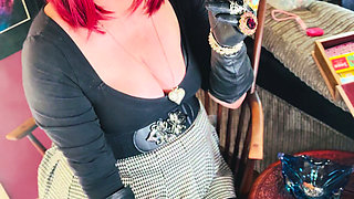 A Naughty secretary Tina Snua Dons Leathe Gloves, Jewellery & Chain Smokes 2 Cigarettes - Smoking Pantyhose