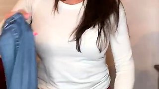 Amateur Webcam Babes Going Solo