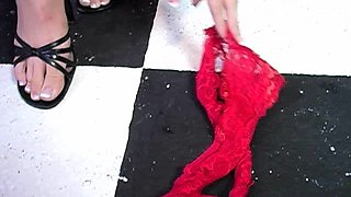 Olivia Ryder Blonde Blowjob Brunette Car Handjob