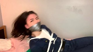 Amateur Asian street babe picked up and tricked into sex