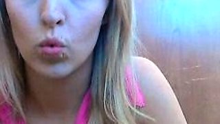 sexy amateur hot blonde teen show webcam