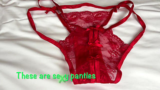 Mrs Mature Feet and her Glass Dildo