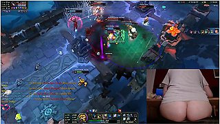Deutsche Amateure In Playing League Of Legends With Clit Sucking Toy League Of Legends #19 Luna