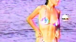 Enjoy the Incredible Roxanne