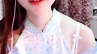 Amateur blondie solo anal masturbation