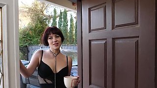 Horny lady cheating on her man with no shame at all