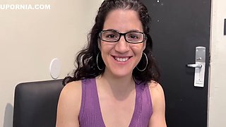 Vanessa Cliff In Horny Research Assistant