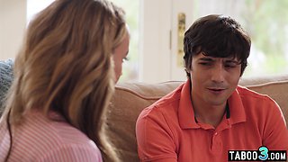 Stepson wants to get MILF stepmoms pussy