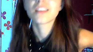Amateur Webcam Teen Masturbates And Teases