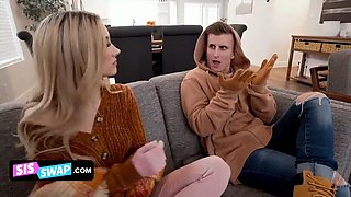 Interchange - cut butt babes let their gigantic stepbros to lick their narrow twats