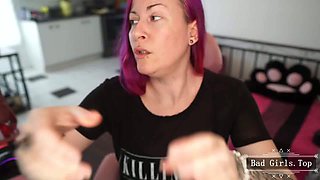 Big Booty Chubby Pierced Long Haired Webcam Fisting