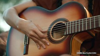 Victoria Voxxx, Queenie Sateen, Sophia Locke Lesbian Orgy