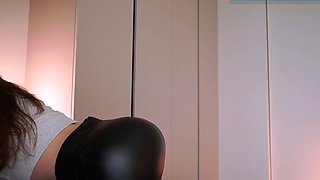 Amateur redhead Jacqueline with glasses masturbates
