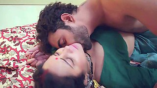 Watch Emily amateur MILF 24h from her house