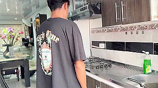 Mi Puta Vecina Embarazada Busca Una Buena Excusa Para Que Yo Le Folle Su Gran Cono