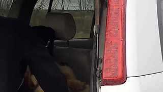 Horny Teen Couple Fucks in the Car