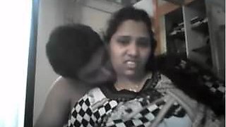 INDIAN DESI HORNY COUPLE WEBCAM SHOW