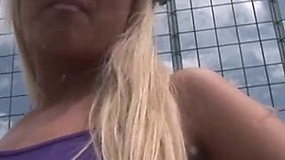 Brooklyn Gets Naked in the Middle of Downtown Tampa