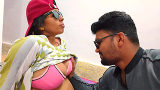 Bhai aapne chhote bahan ke boobs bade moj se chus raha he - desi village girl boobs suking young boy - big nipples and beautiful boobs.
