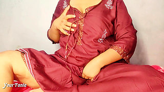 Most hotest indian college girl tania teasing nude video