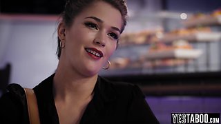 Sly lesbian detective fucks clients mature