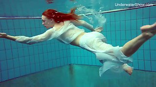 Diana Zelenkina hot Russian underwater