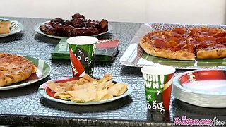 Twistys - halftime hustle - Cherie Deville,Kristen Scott