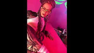 Dreadlocks & Tattoos: Quick Latex Anal Fisting & Solo Play