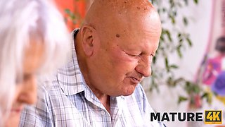 Mature4k. dude gives sexual pleasure to nasty customer in husbands presence