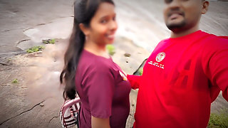 Devar apni bhabhi ko lekar ghumne a gaya hai- devar bhabhi sexy video xxx - devar apni bhabhi ki gand me aapna bada land dal deta he .