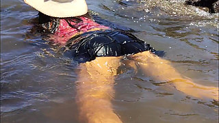 I Put the Thread Aside on the Beach