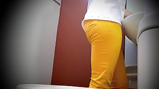 Nurse Miranda pissing while visiting a mansion in Capara, covert