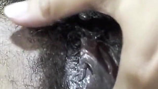 [close up] Latina Arab Goddess Fingering Her Own Hairy Pussy to Orgasm