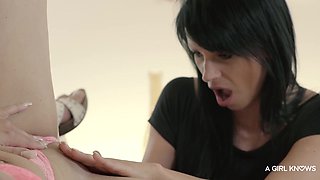 Lewd lesbies heart-stopping porn story