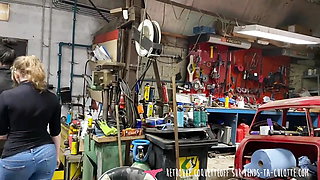 Vends-ta-culotte - French amateur porn : garage customers get chastised and ass fucked by sexy female mechanics