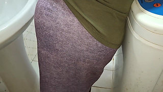 Asian Woman at Bathroom Hottest Video