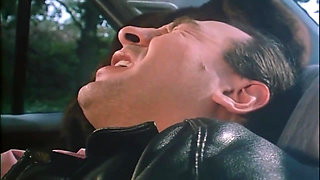 Threesome Fuck in the Car