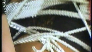 Bondage 2 Girls Retro Fun