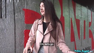 Isabella Both's Steamy Irish Heat in a Masturbating Taxi Rush