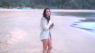 Oona Chaplin - Realive