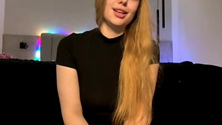 The teacher shakes and rubs her pussy with glasses