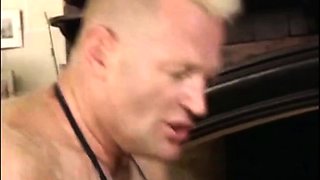 Elodie Cheries deutscher Blowjob in Unterwsche und Nylon