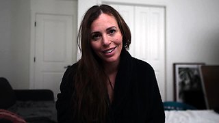 Love Chat Big Boobs Brunette Masturbating For Cam