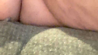 Rubbing the Clit Until I Cum