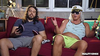 Episode 2: The Set 1 - Captain Stabbin
