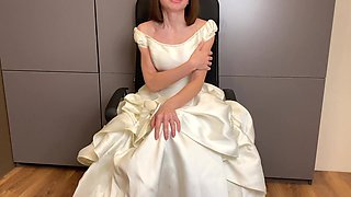 Hot Bride for Cuckold Husband. Day 1